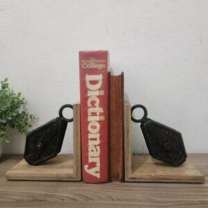 Set of 2, Rustic Farmhouse Cast Iron Pully Bookends